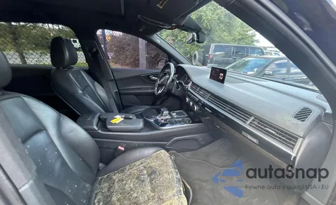 2017 Audi Q7 Premium z USA, uszkodzony, nr VIN WA1AAAF76HD005567